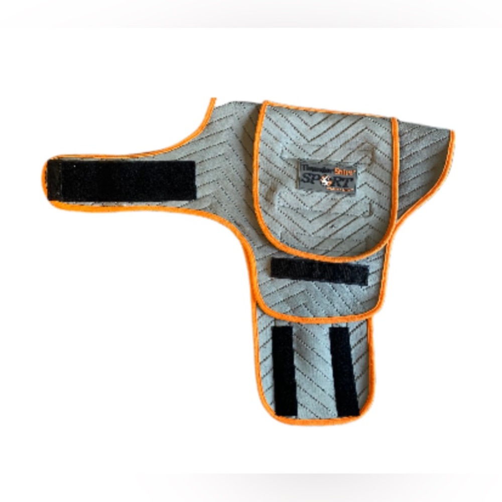ThunderShirt Sport Insanely Calm for Dogs Size Small 15-25 pounds
